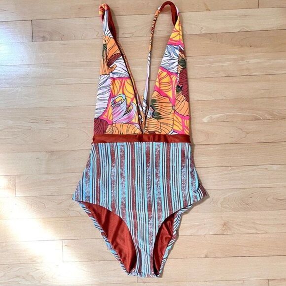 Maaji Rainbow Chromatic Floral Stripe Reversible One Piece Swimsuit S NWOT - Picture 5 of 13